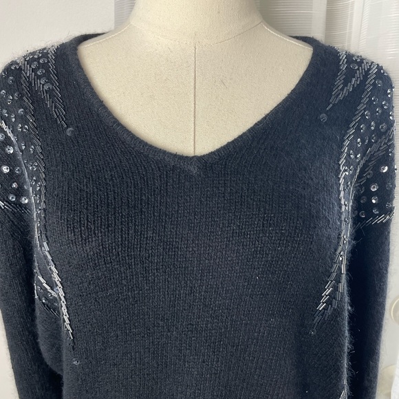 Vintage Le Chois Embellished Beaded Black Angora Wool & Silk Sweater Medium - Picture 6 of 10